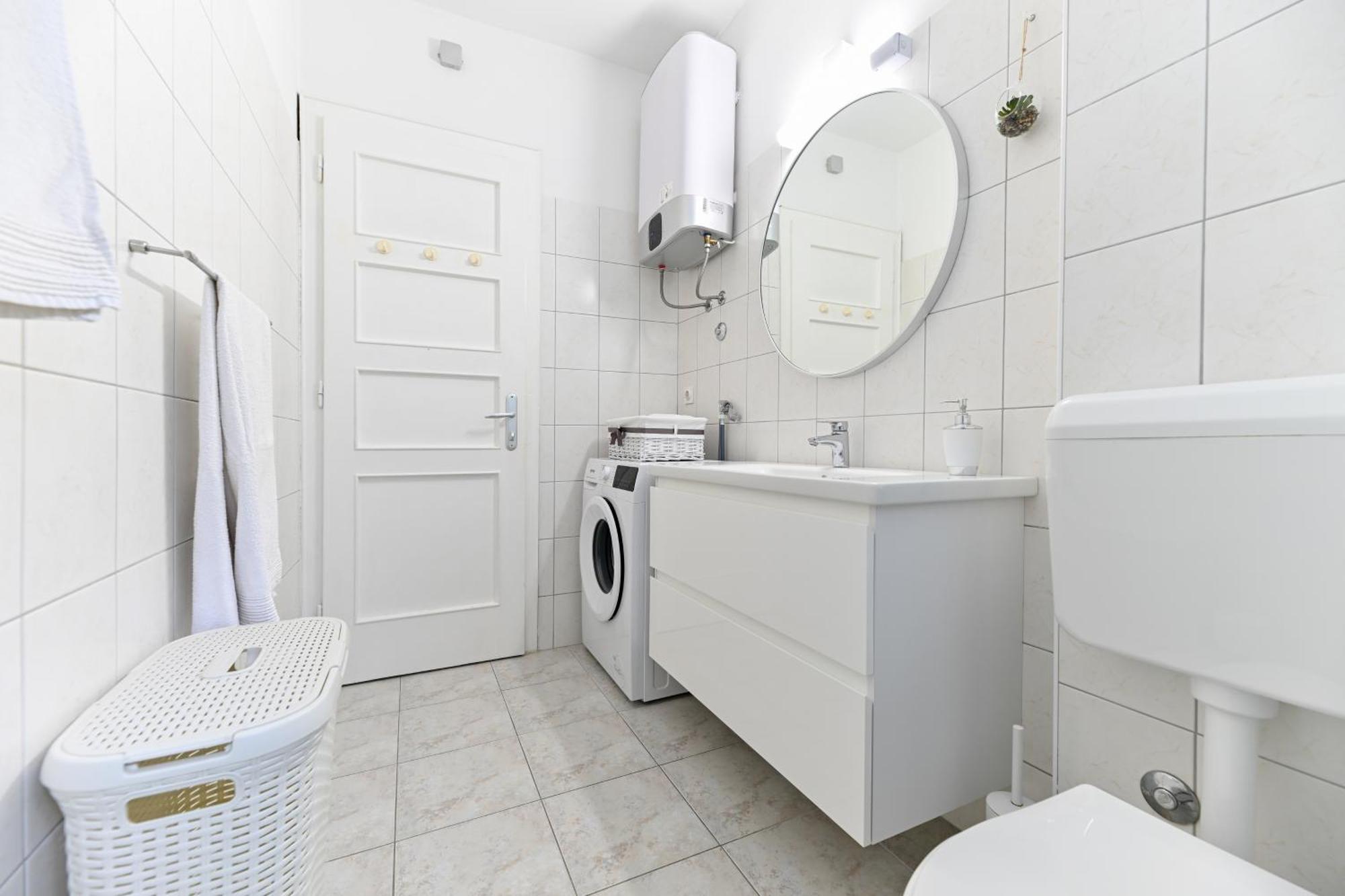 Near Zadar City Center Apartment With Free Parking And Air Condition In Each Room Exterior photo