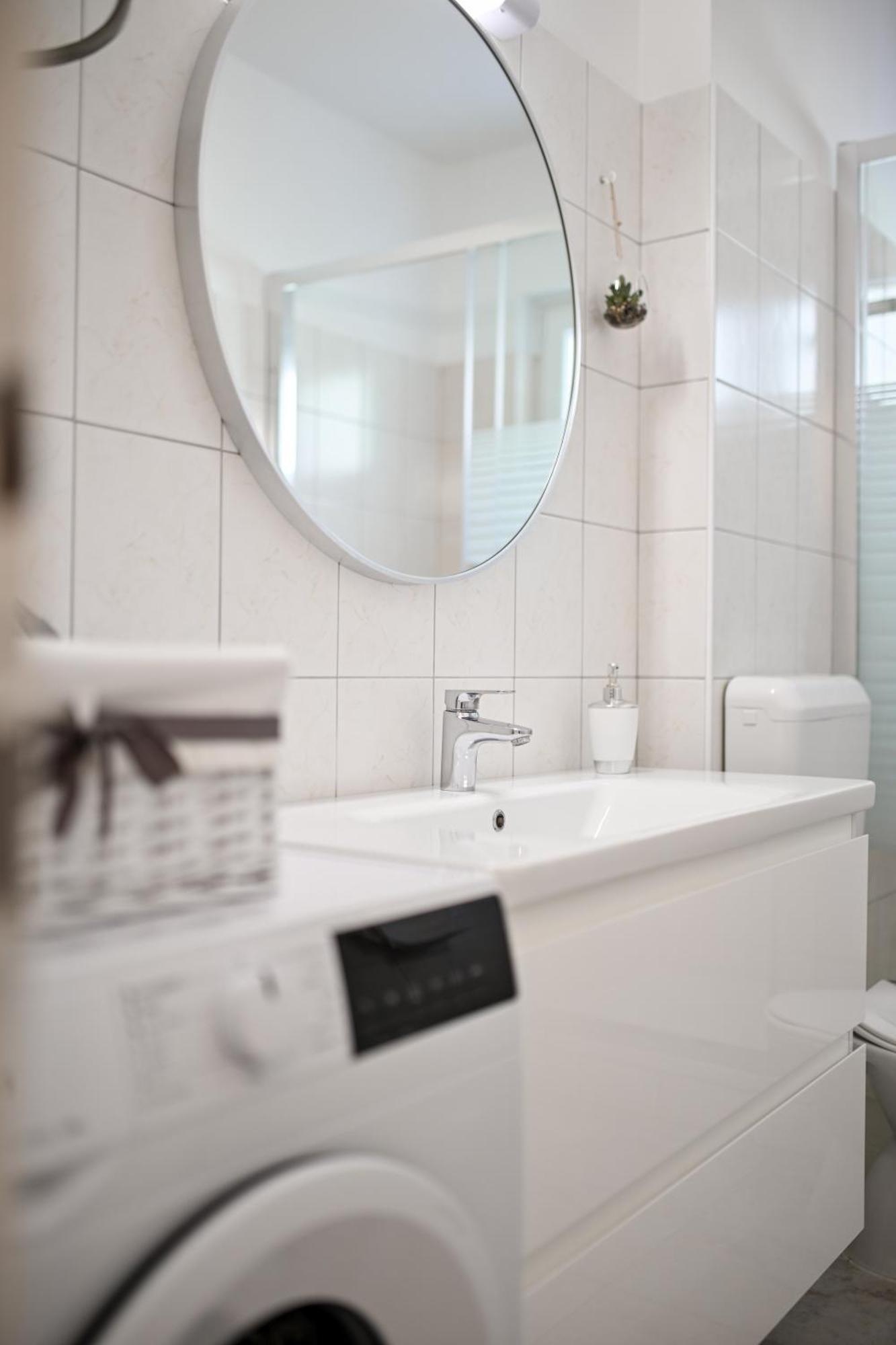Near Zadar City Center Apartment With Free Parking And Air Condition In Each Room Exterior photo